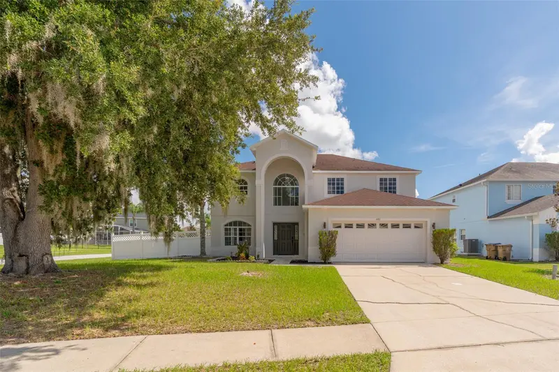 4401 Evergreen Forest Loop, FL
