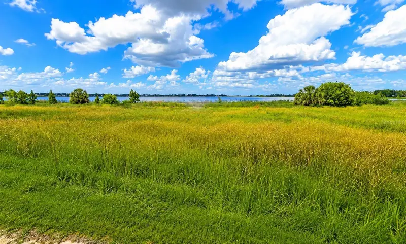 994 Grand Lake Blvd, FL