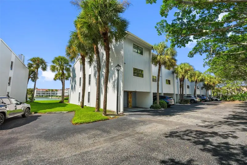 12140 Capri Cir S, FL