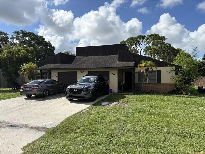 2204 54th Avenue Dr W, FL
