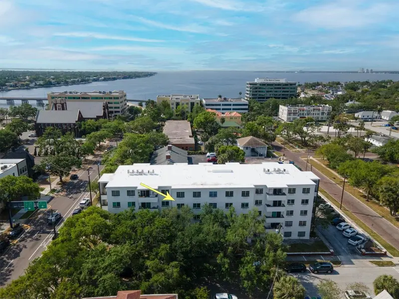 406 W Cedar St #403, FL