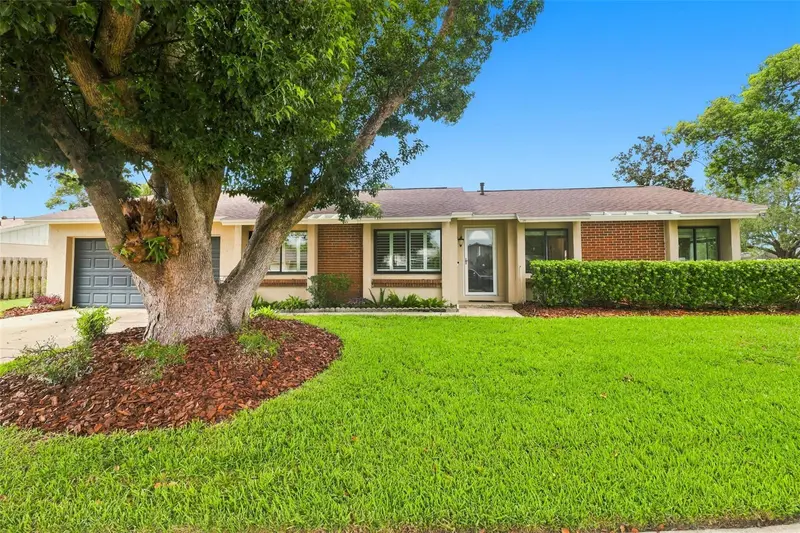 820 Van Ness Cir, FL