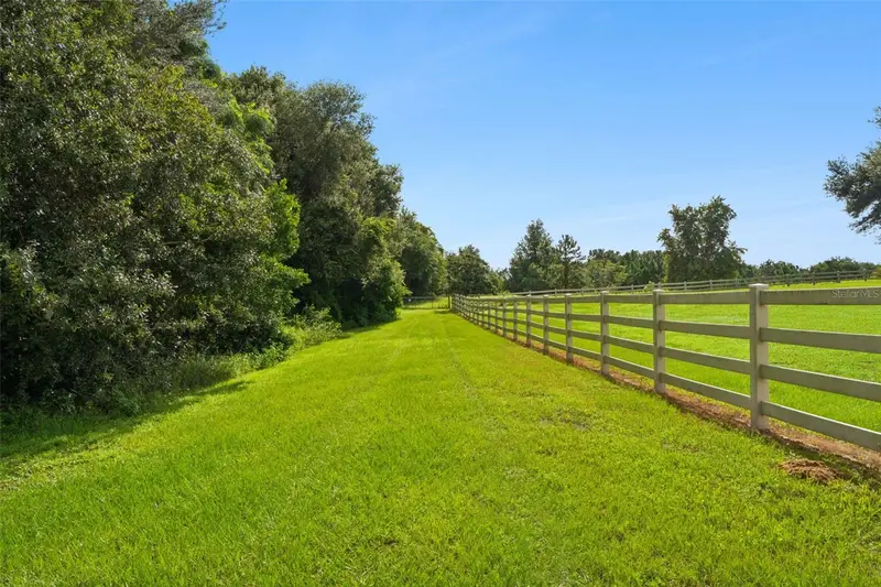 Sugarloaf Mountain Rd, FL