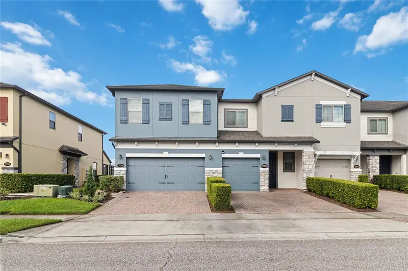 2724 White Isle Ln, FL