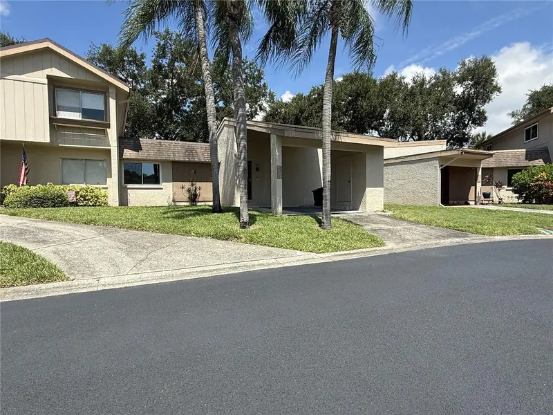 2705 Sand Hollow Ct Clearwater, FL