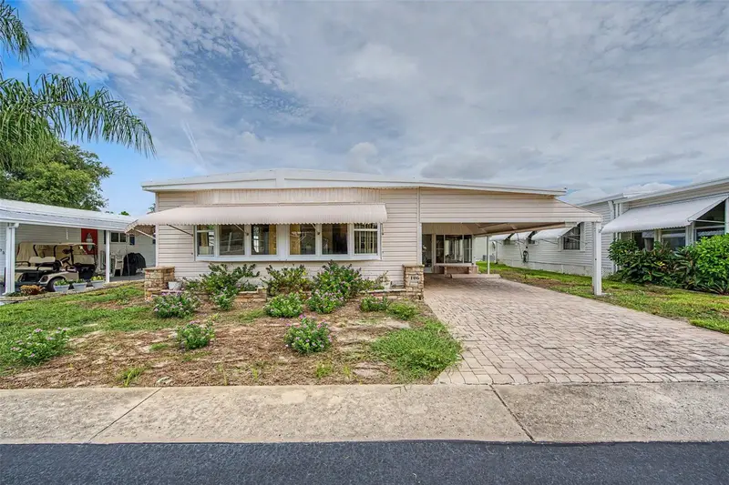 39820 Us Highway 19 N #106, FL
