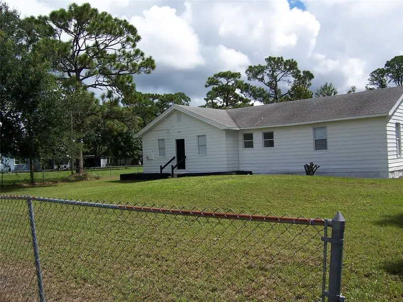 2011 Carrington Dr, FL