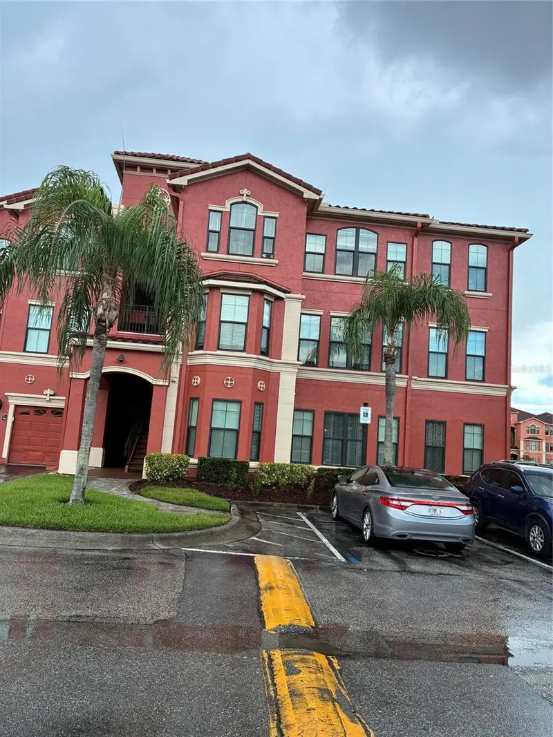 2731 Via Capri #921, FL