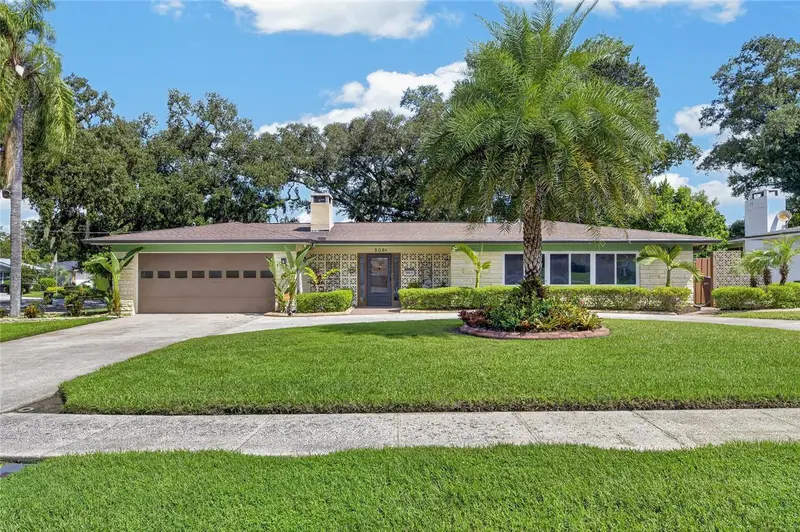 506 S Larry Cir, FL