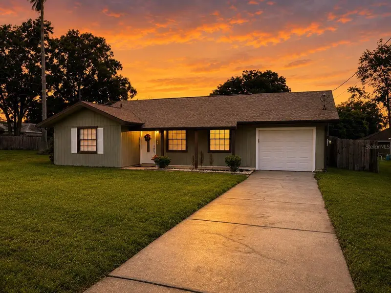 138 Almond Rd, FL