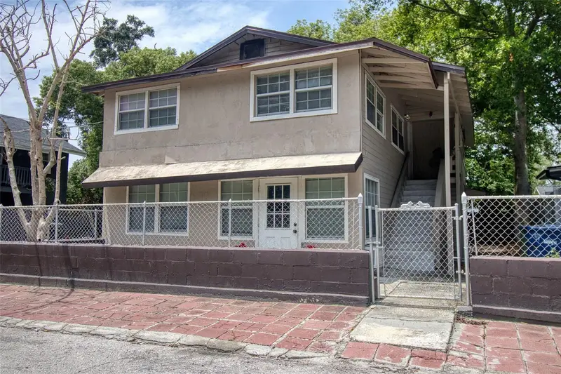 206 E Ida St, FL