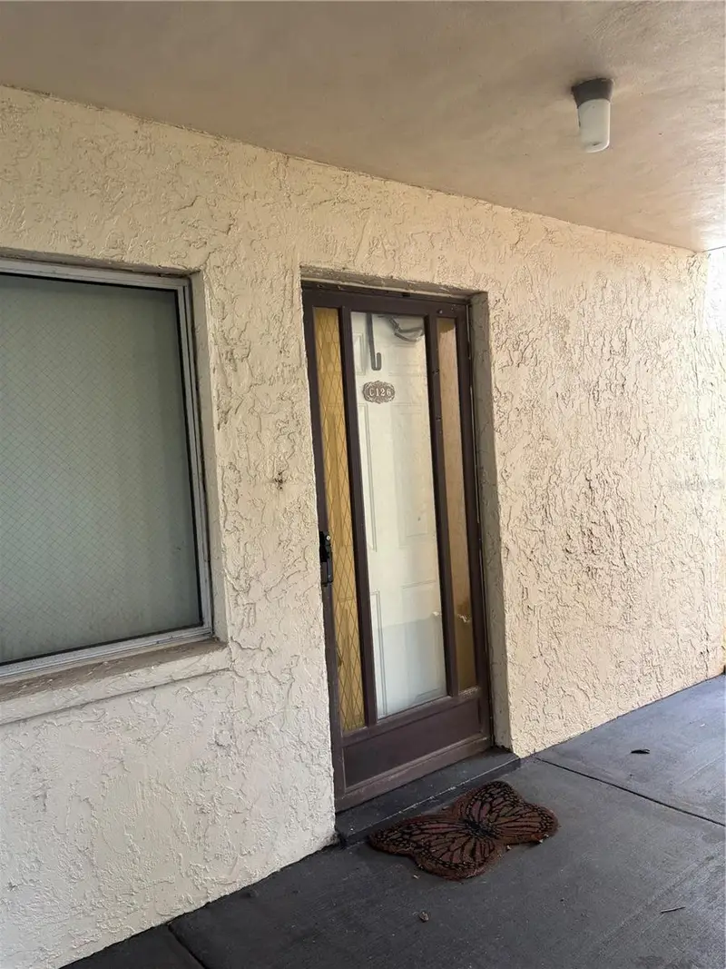 1130 N Lake Parker Ave #C126, FL