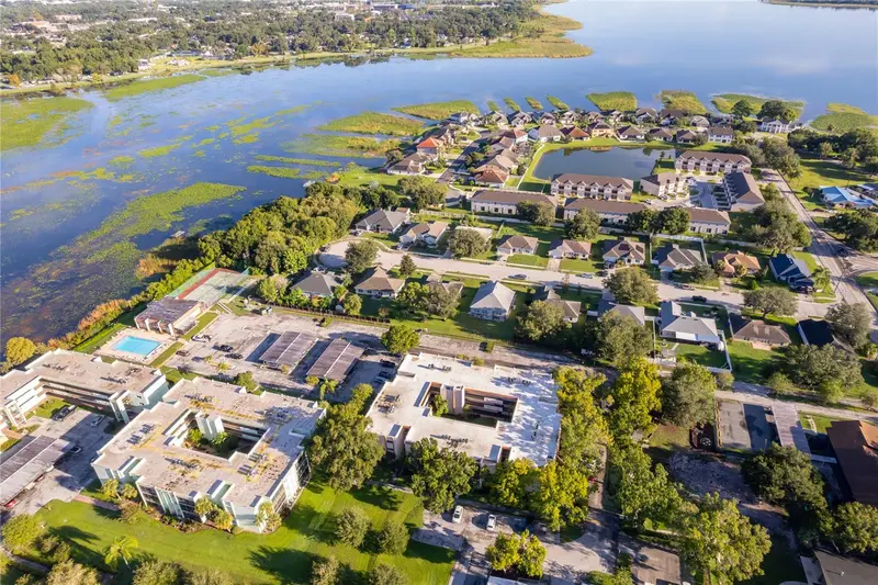 1130 N Lake Parker Ave #C126, FL