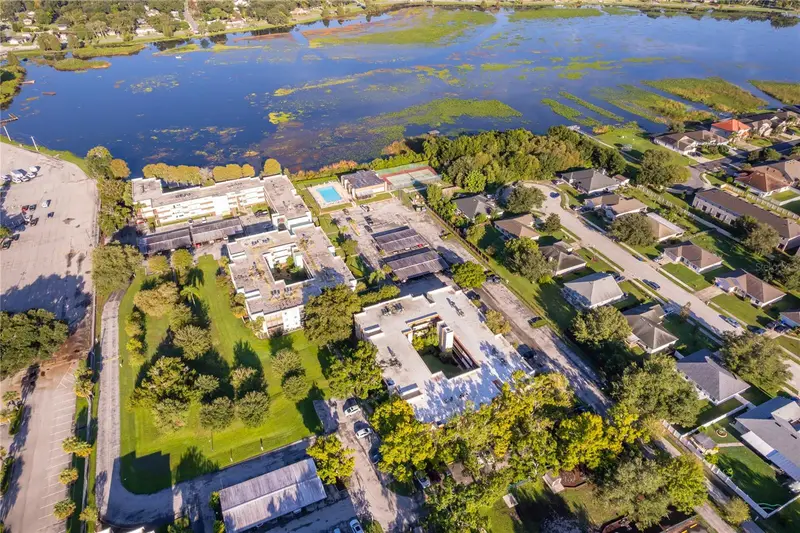 1130 N Lake Parker Ave #C126, FL