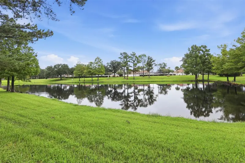 13637 Emeraldview Dr, FL