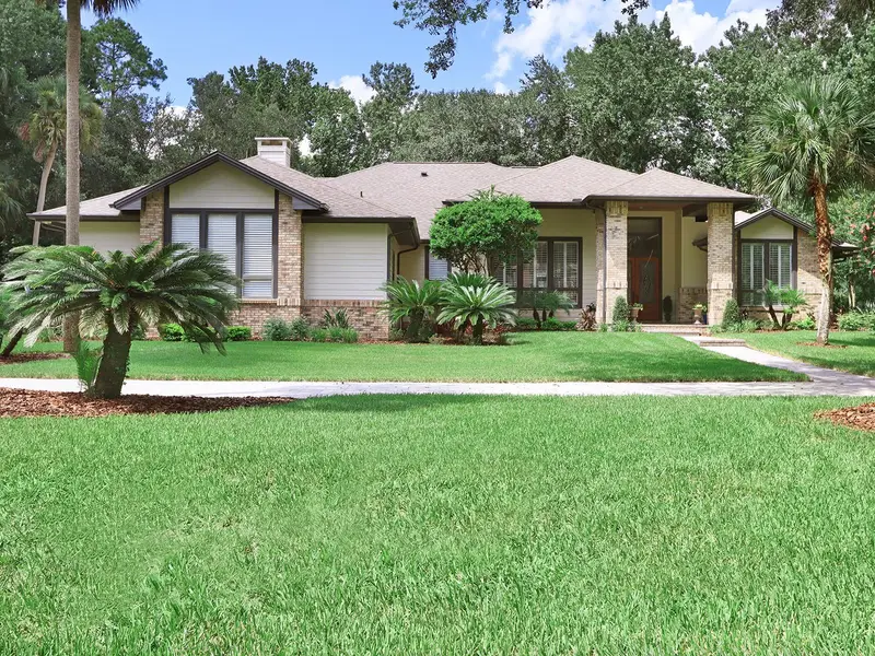 2216 Smoketree Ct, FL
