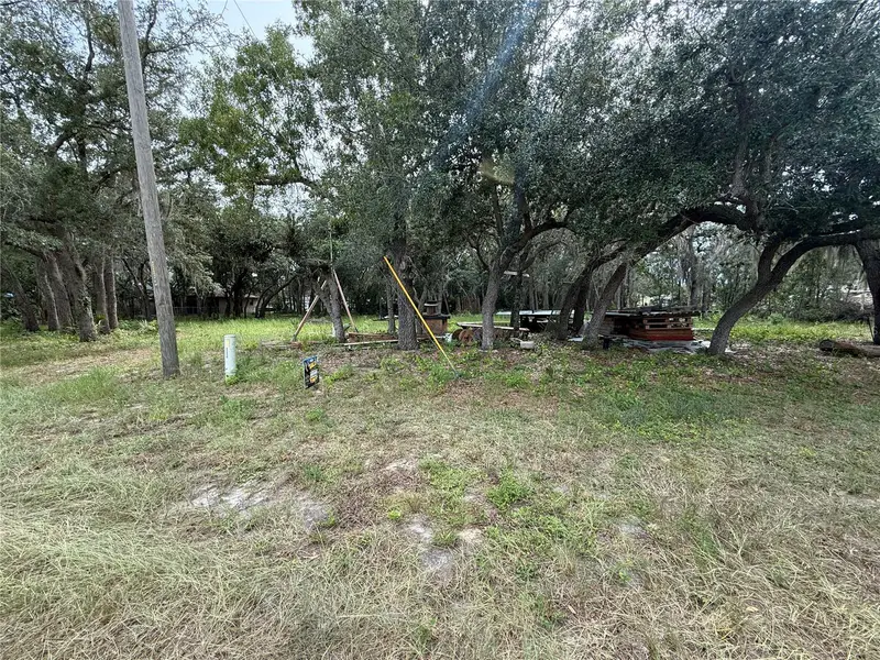 2425 N Charline Rd, FL