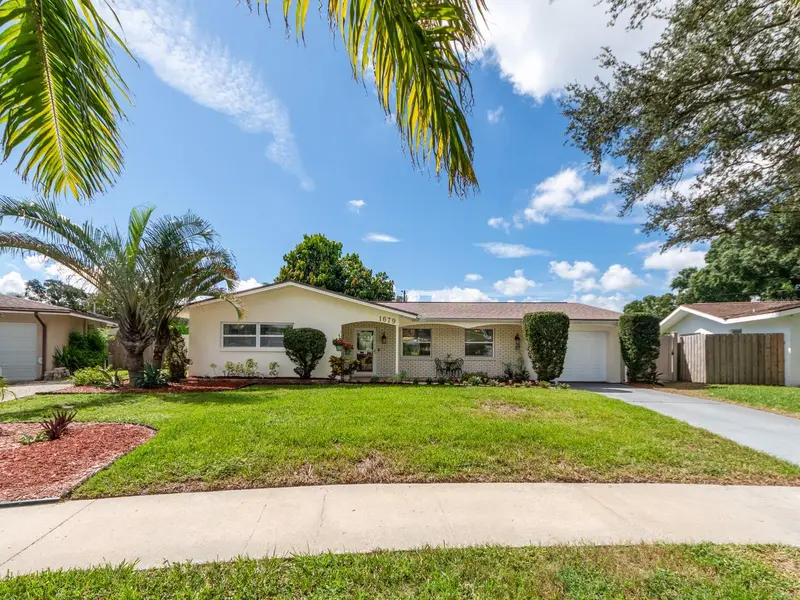 1679 Woodridge Dr, FL