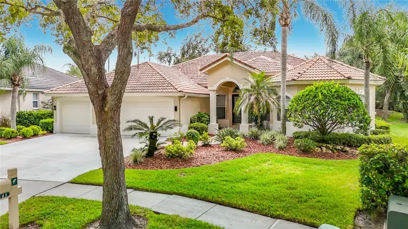10221 Garden Alcove Dr, FL