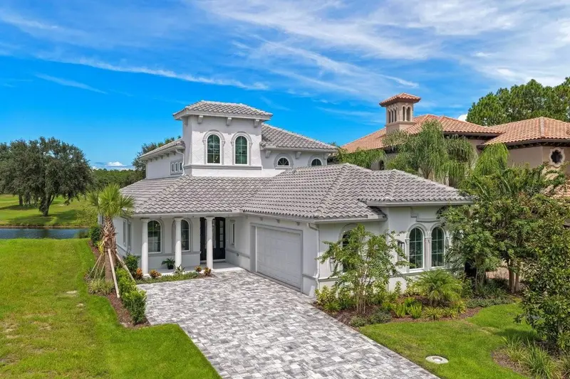 612 Mahogany Run, FL