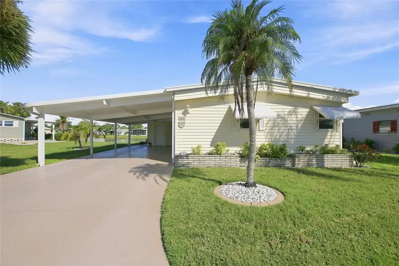 106 King Arthur Dr, FL