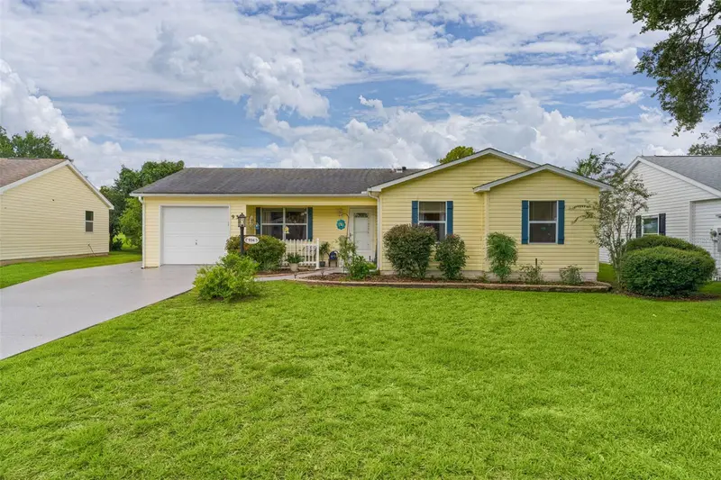 934 Orchid St, FL