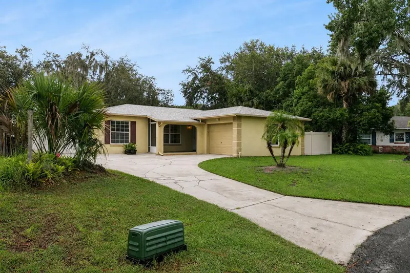 104 La Costa Ct, FL