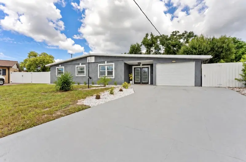 5208 Ansley Cir, FL