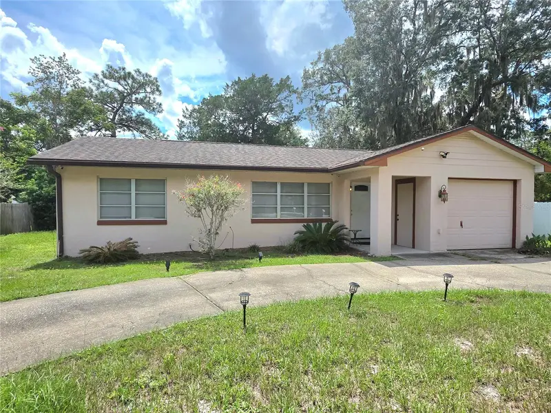 153 E Highbanks Rd, FL