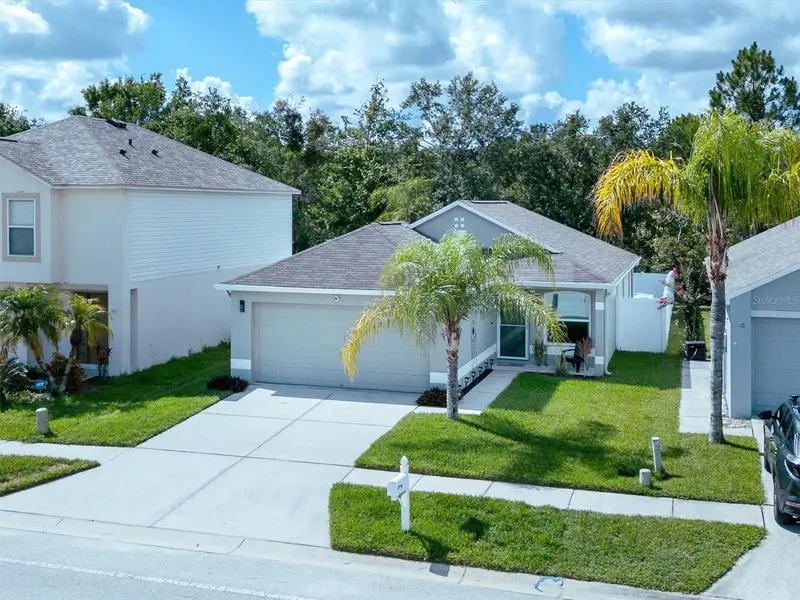 30516 Birdhouse Dr, FL