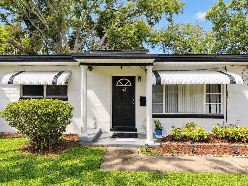 708 Santa Fe Ln, FL