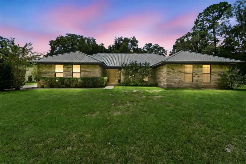 1530 W Beresford Rd, FL