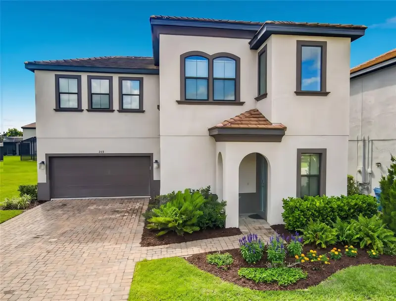 208 Brookes Pl, FL