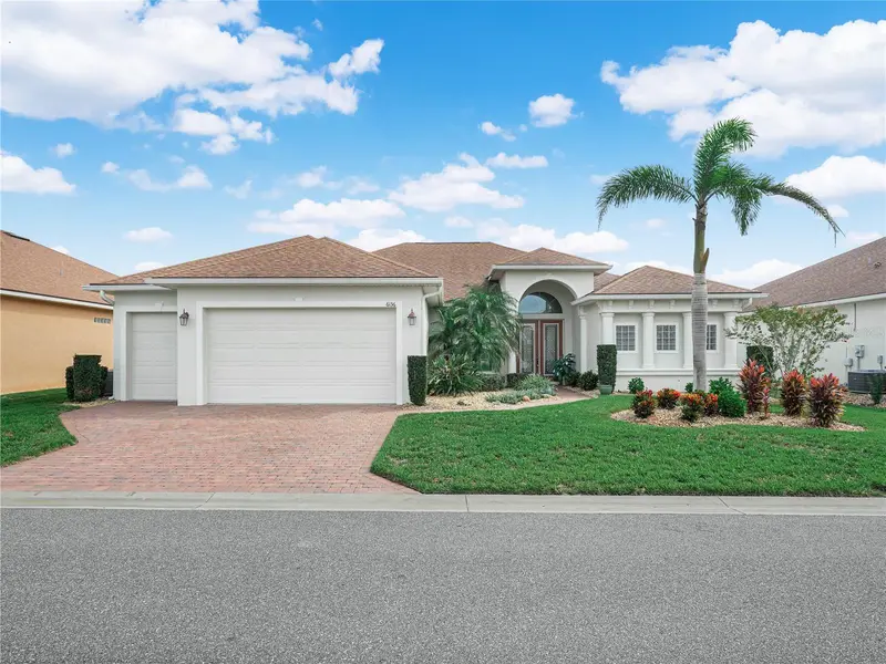 6136 Pebble Beach Blvd, FL