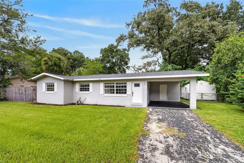 729 Se 26th St, FL