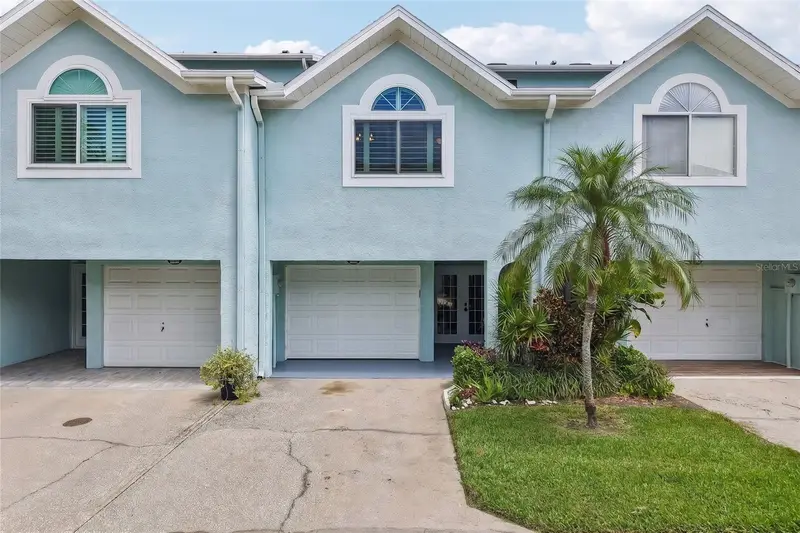 630 Garland Cir, FL