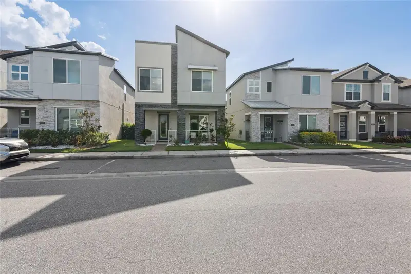 2273 Standing Rock Cir, FL