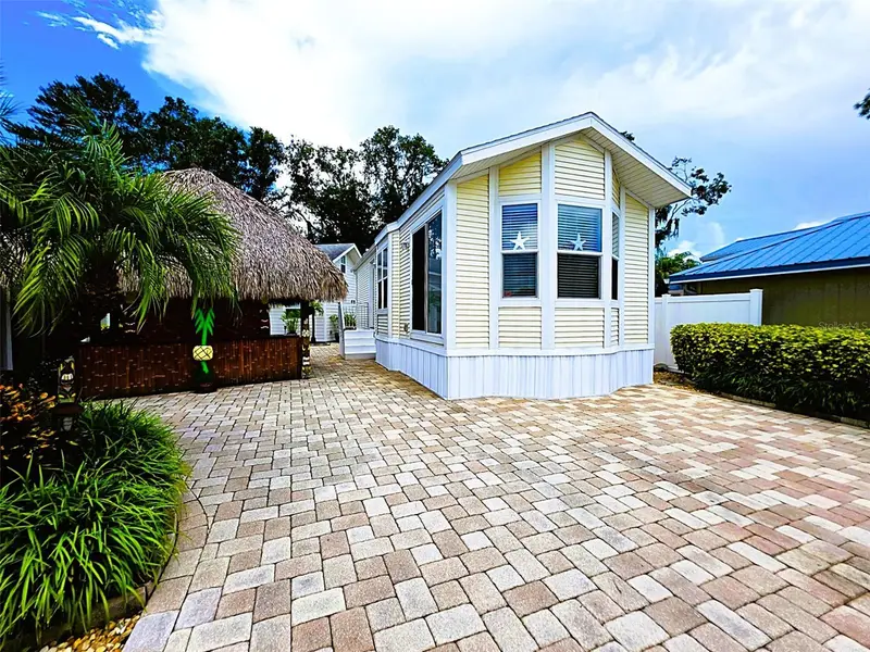 20300 Leonard - Lot 33, FL
