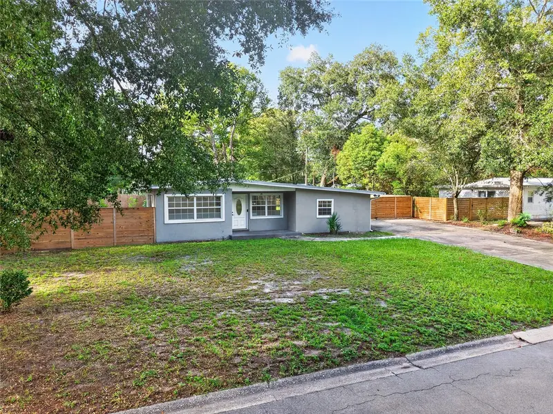 1421 Ne 17th Ave, FL