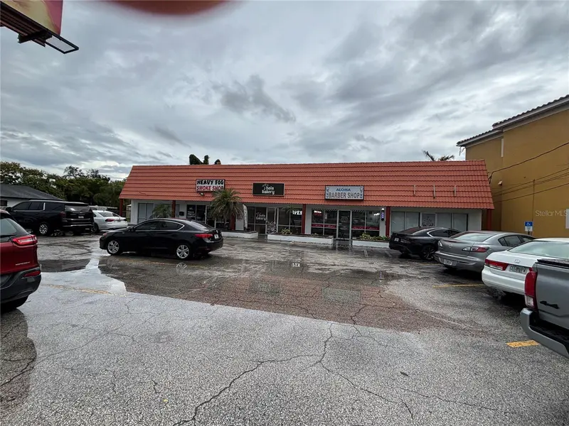 7448 Aloma Ave, FL