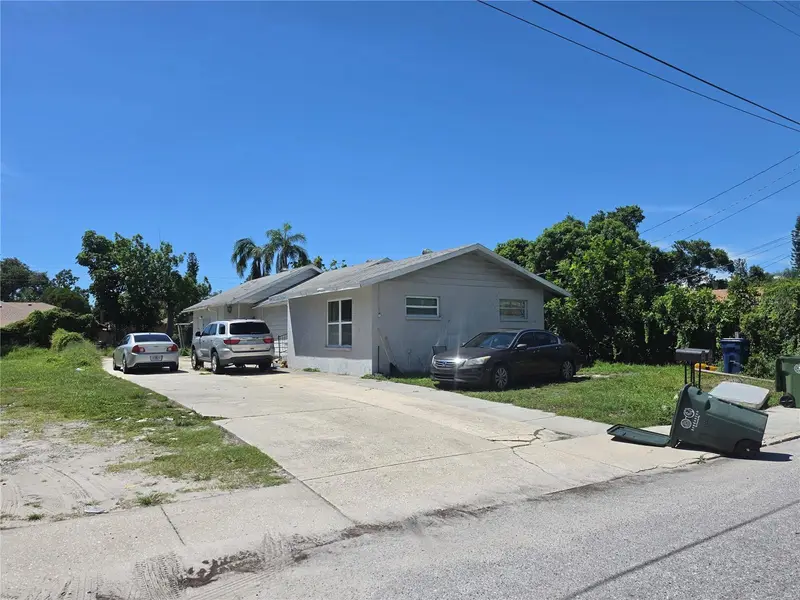 1222 17th St W, FL