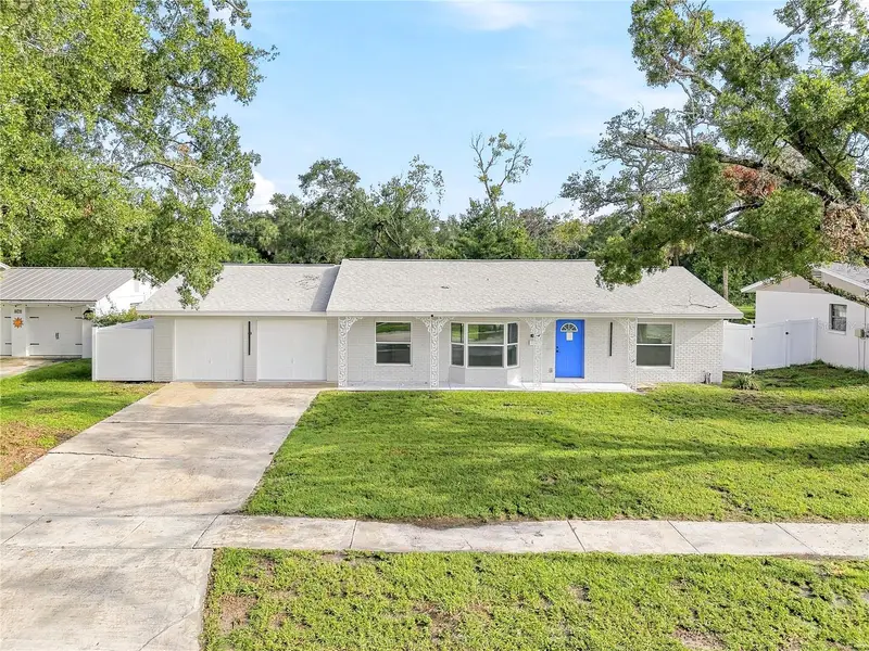 8011 Fountain Ave, FL