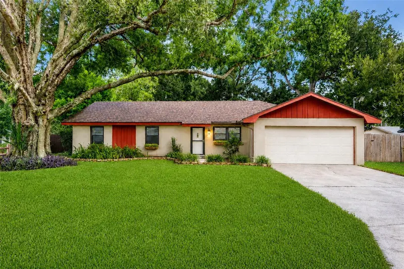216 Shore Loop, FL