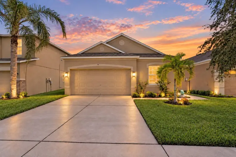 1824 Atlantic Dr, FL