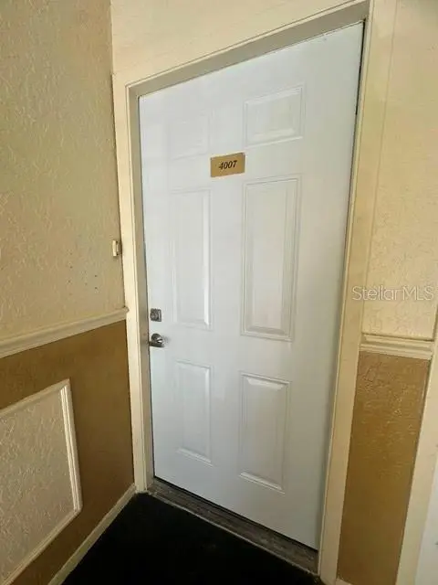4007 Versailles Dr #4007f, FL
