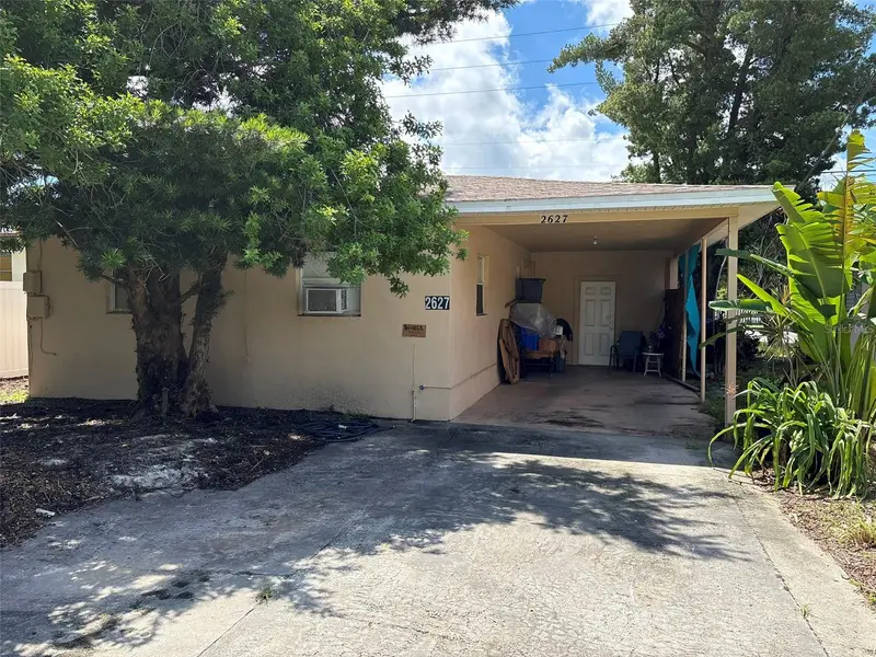 2627 38th Ave N, FL