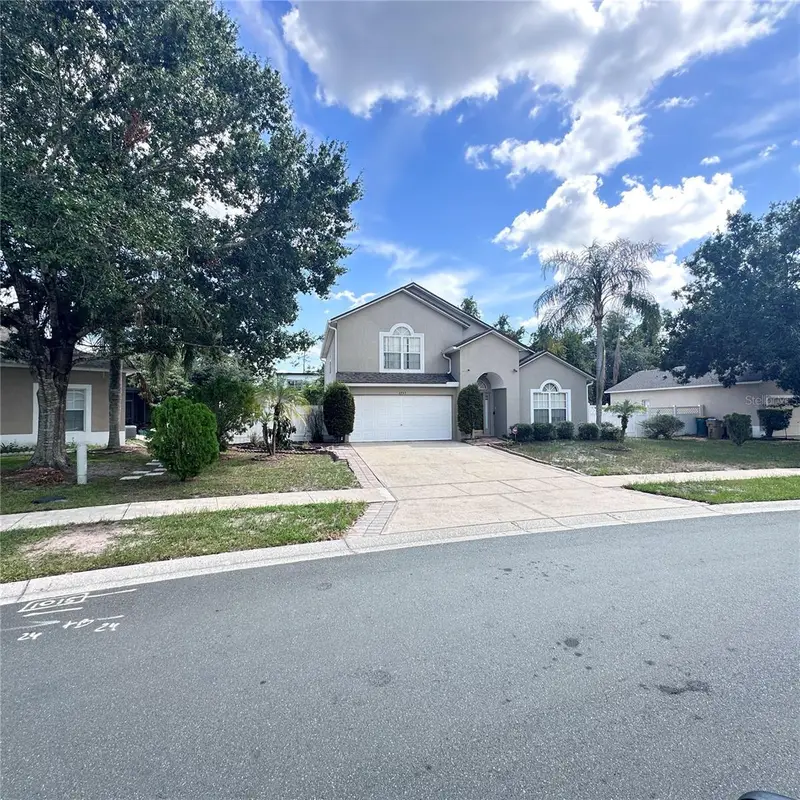 2753 Woodstream Cir, FL