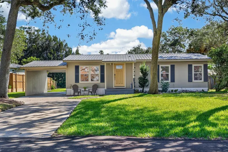6302 Gomez Rd, FL