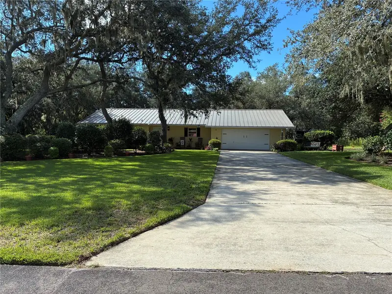 41 Spring Ln, FL