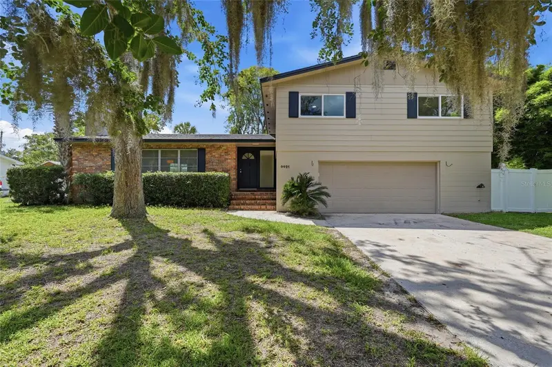 4421 Nw 18th Pl, FL